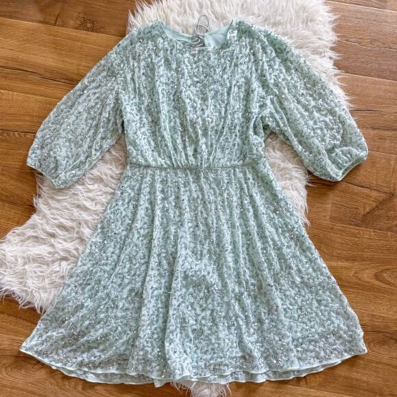 NWT! Alice + Olivia Palmira All-Over Sequin Chiffon Dress - Venus Blue | Size 6 - Picture 2 of 13